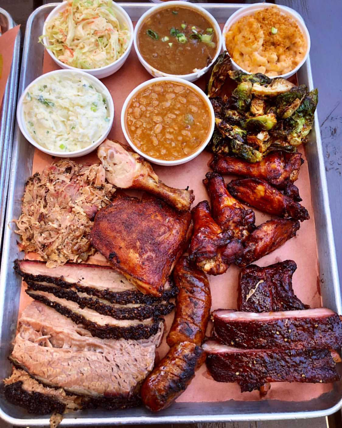 Blue Oak BBQ Roasted Garlic Mac & Cheese